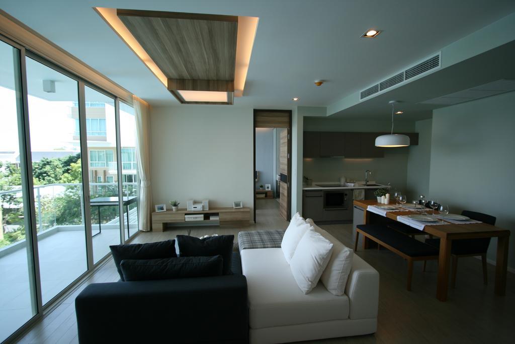 Luxury Beachfront Condo Хуа Хин Номер фото